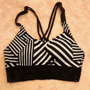 Victoria Sport Bra